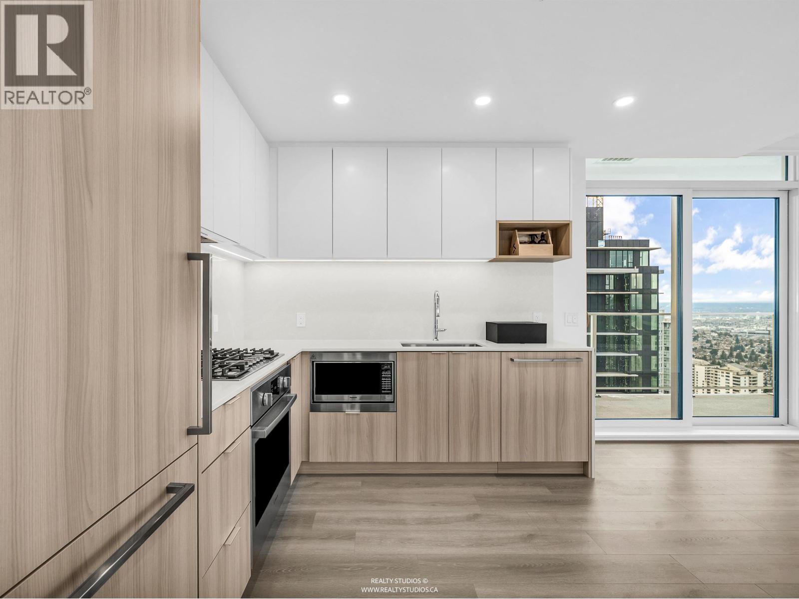 3501 6075 Wilson Avenue, Burnaby, British Columbia  V5H 2R5 - Photo 5 - R3096877