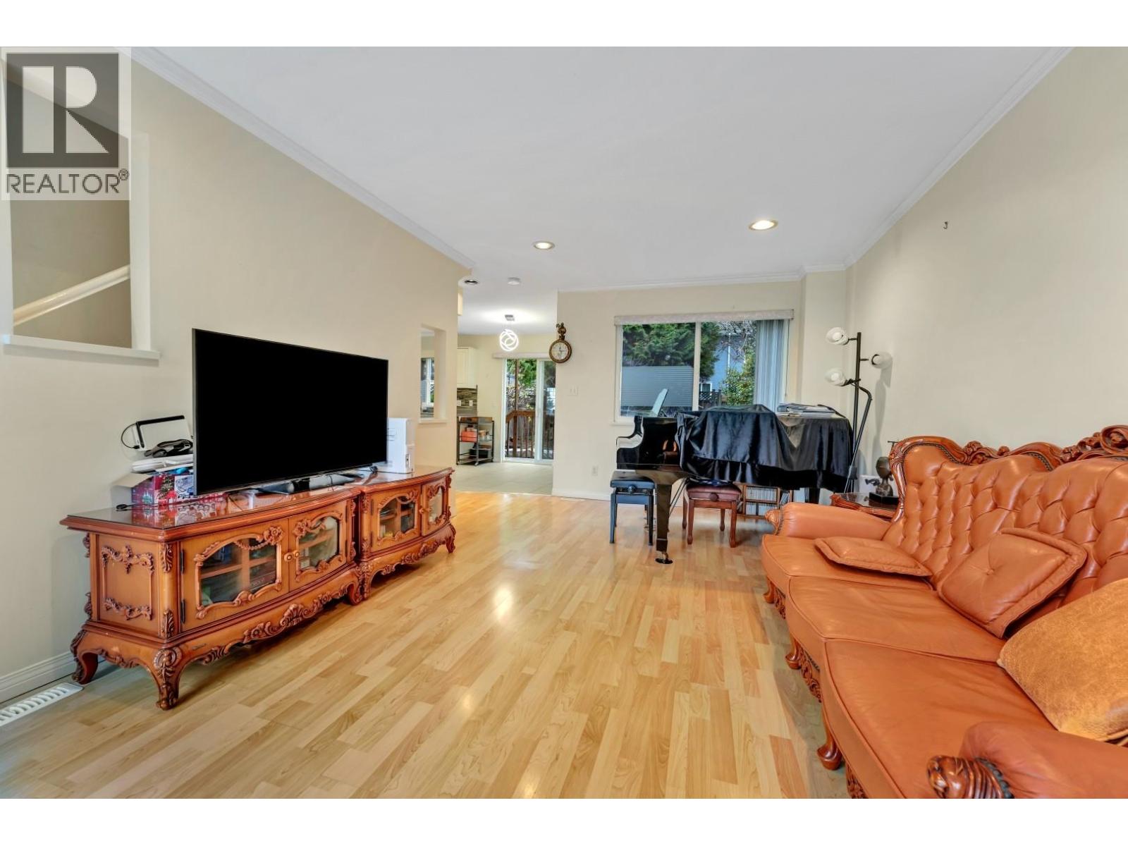 1067 Dansey Avenue, Coquitlam, British Columbia  V3K 3H2 - Photo 14 - R3096878