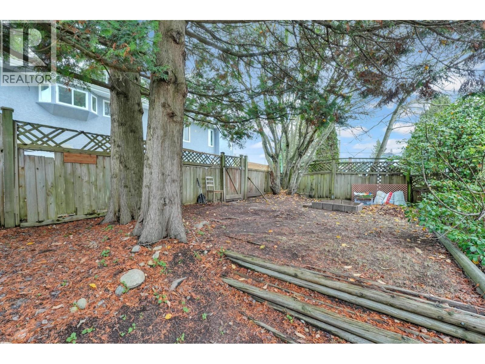 1067 Dansey Avenue, Coquitlam, British Columbia  V3K 3H2 - Photo 36 - R3096878