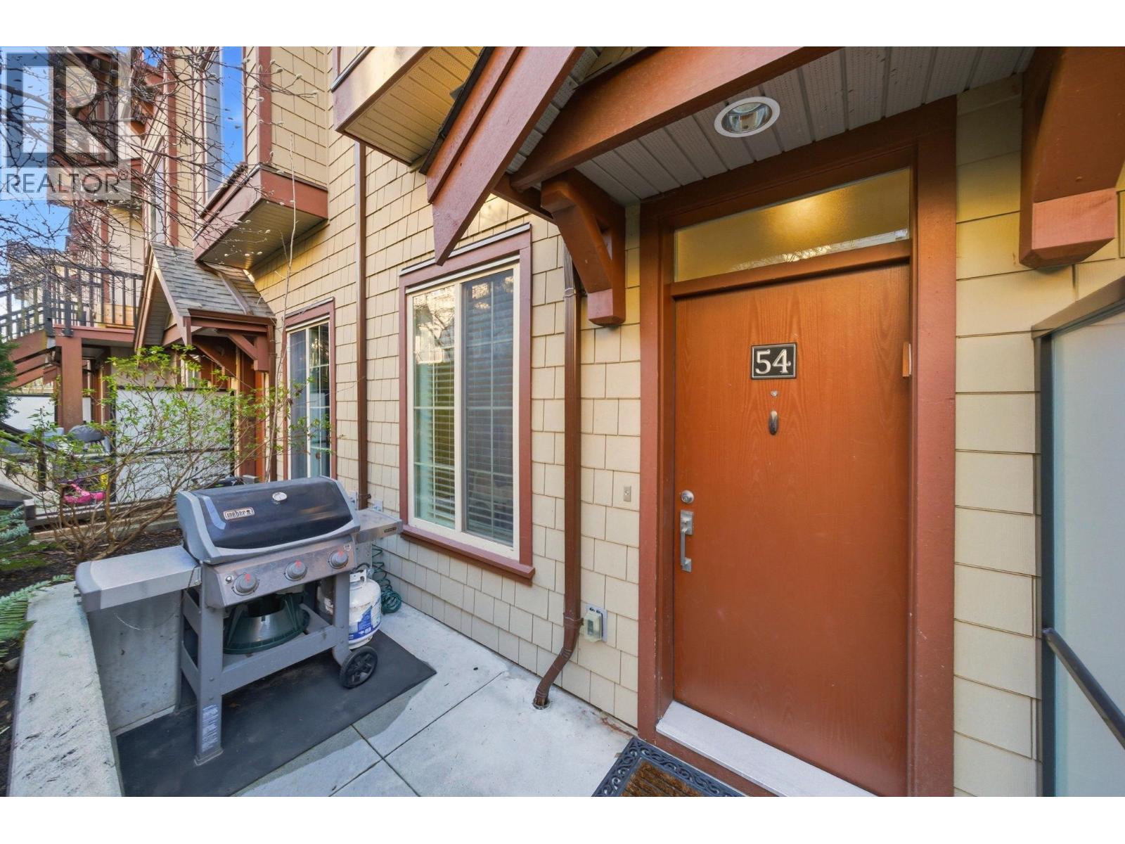 54 433 Seymour River Place, North Vancouver, British Columbia  V7B 0B8 - Photo 1 - R3096880