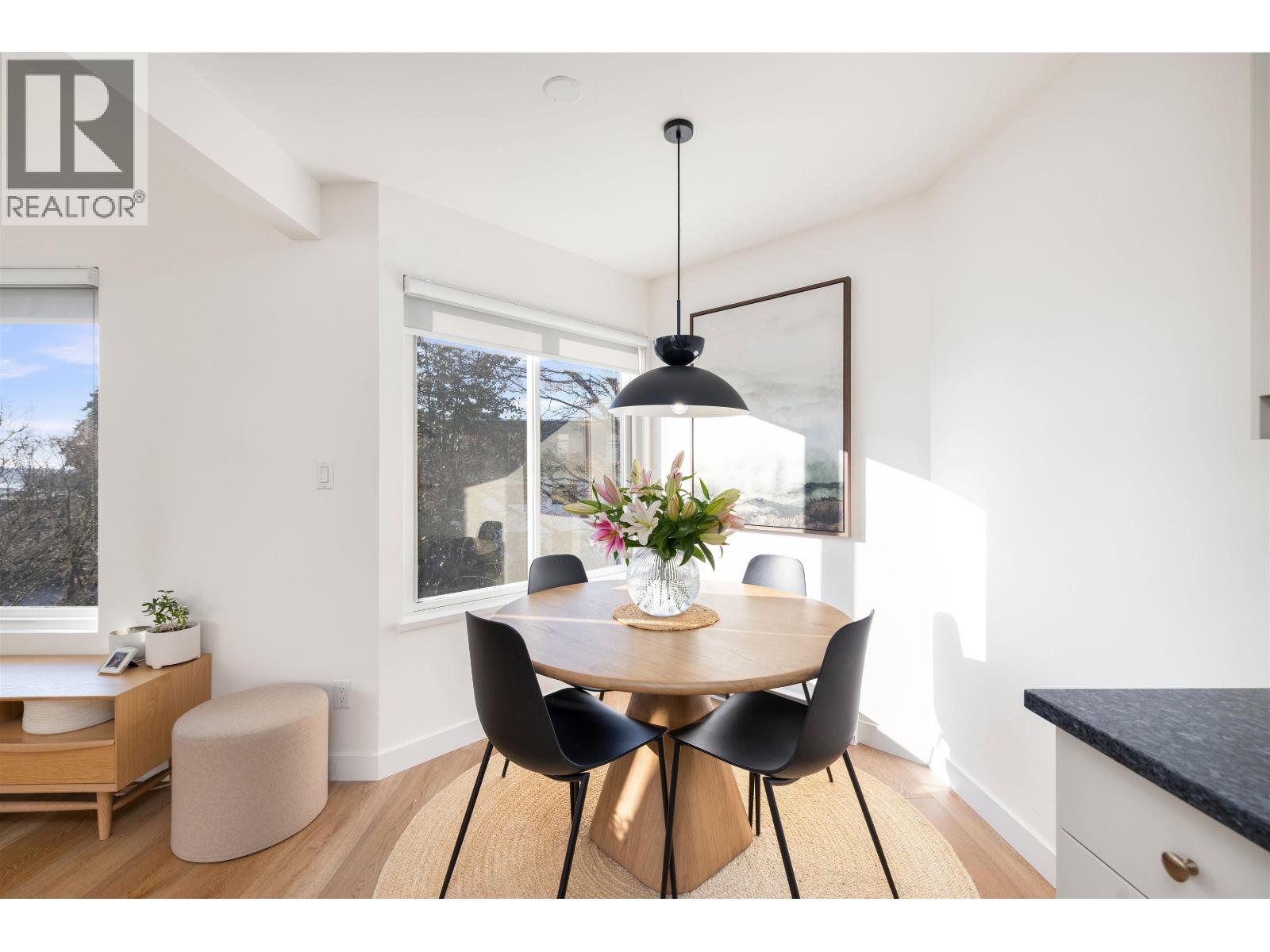 416 St. Georges Avenue, North Vancouver, British Columbia  V7L 3H1 - Photo 5 - R3092991