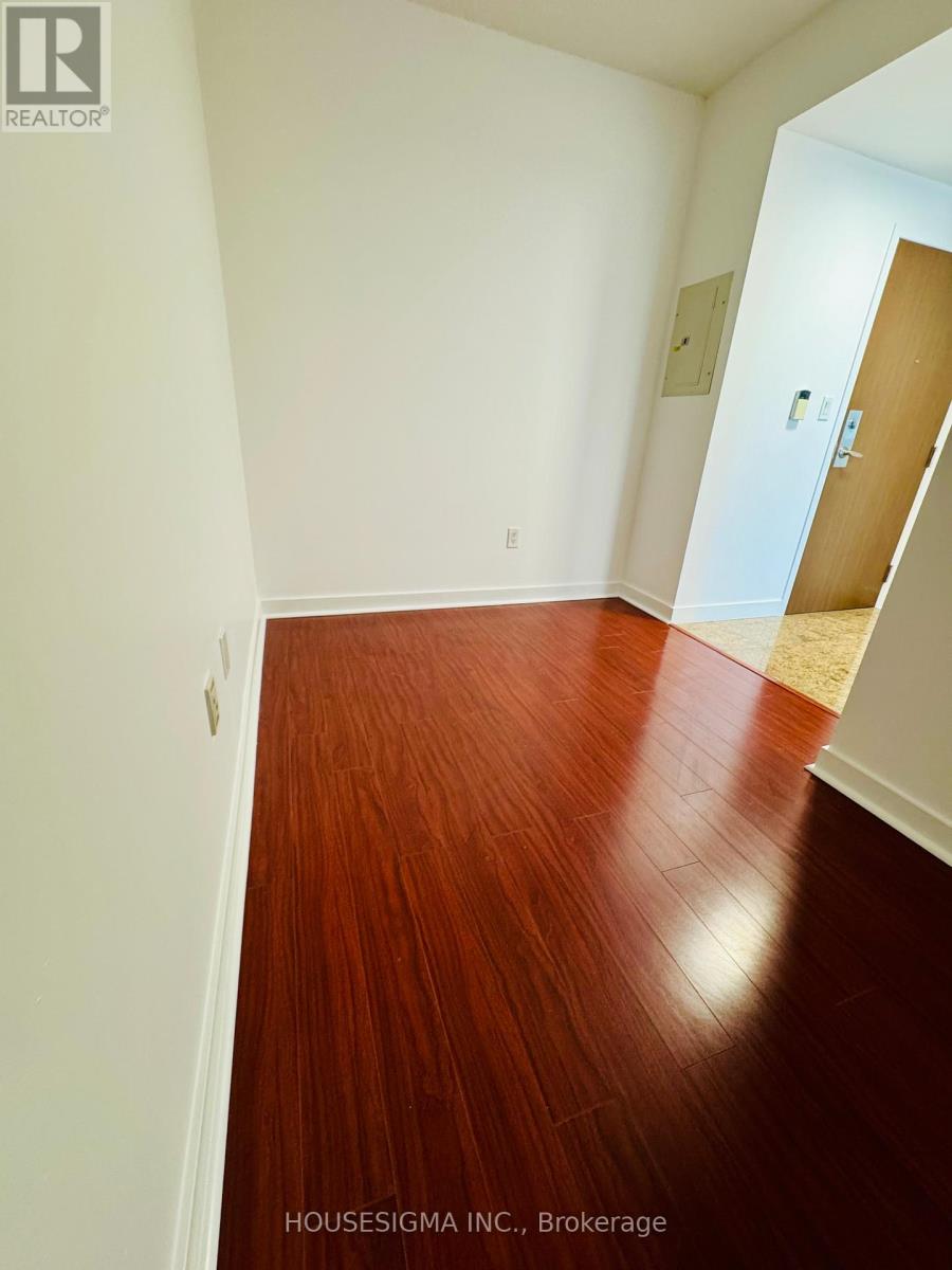 2810 - 35 Mariner Terrace, Toronto (Waterfront Communities), Ontario  M5V 3V9 - Photo 16 - C12852466