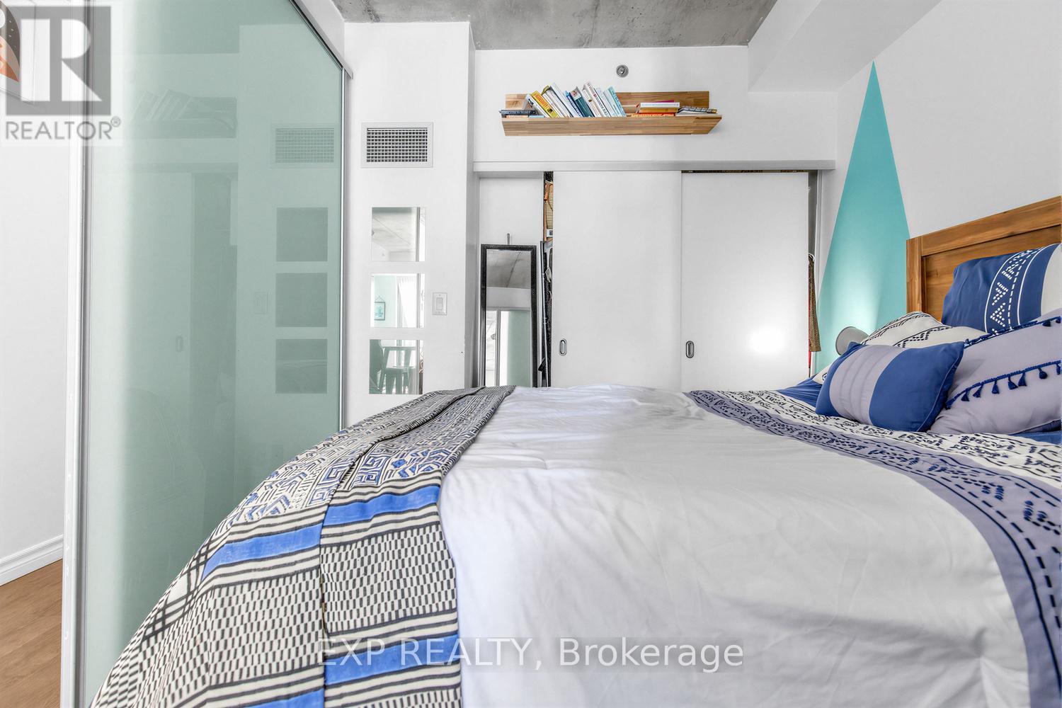 412 - 8 Gladstone Avenue, Toronto (Little Portugal), Ontario  M6J 0B3 - Photo 15 - C12852476