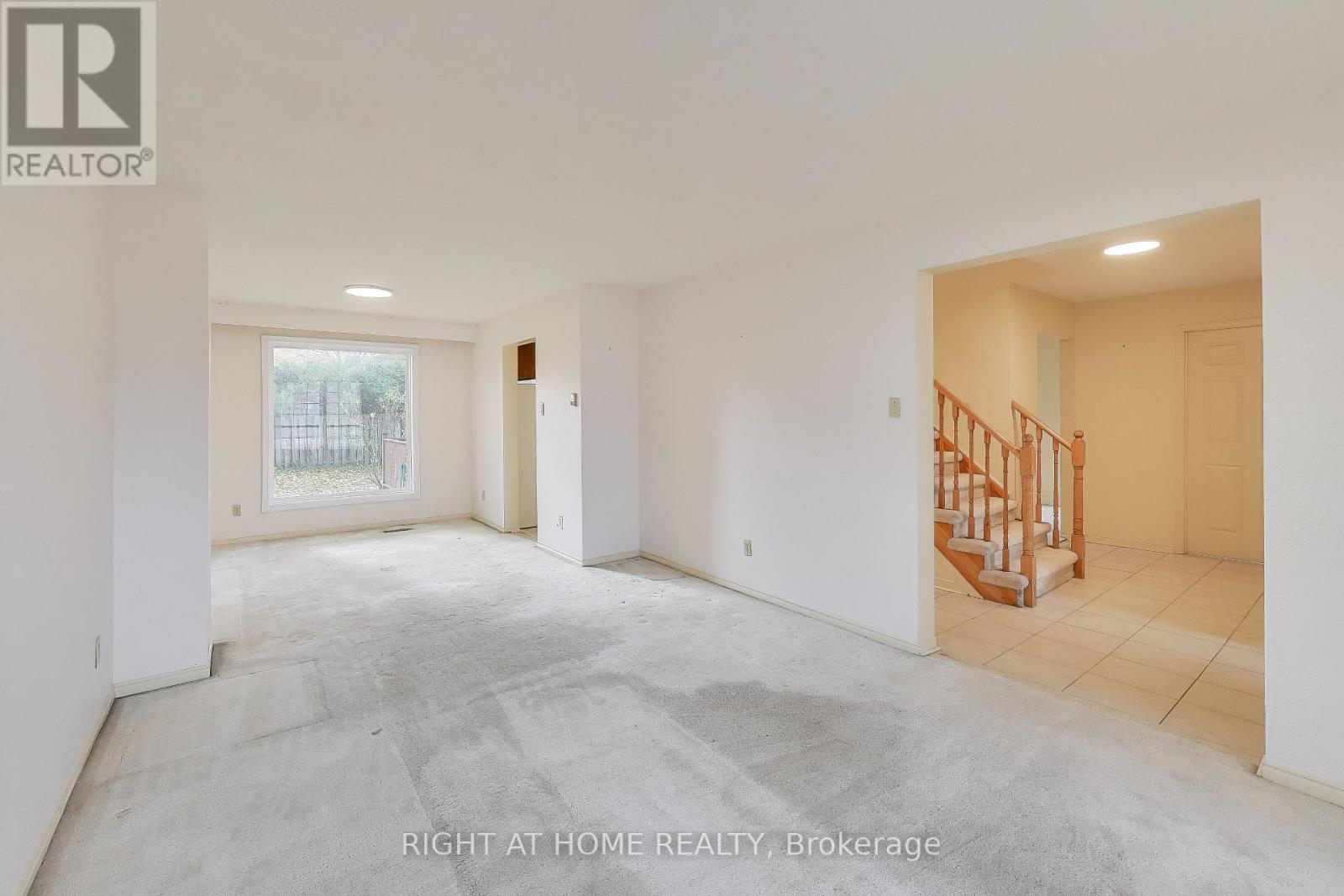 2436 Folkway Drive, Mississauga (Erin Mills), Ontario  L5L 3N3 - Photo 5 - W12852462