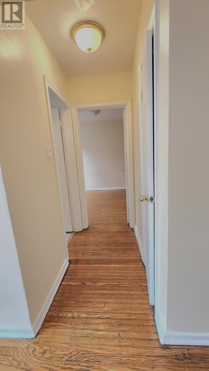 1 Greenbrook Drive, Toronto (Beechborough-Greenbrook), Ontario  M6M 2J8 - Photo 14 - W12852468