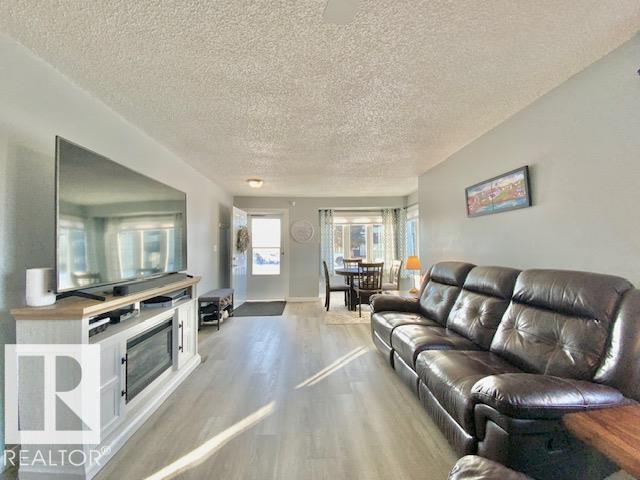 5118 56 Av, Wetaskiwin, Alberta  T9A 3N5 - Photo 4 - E4470951