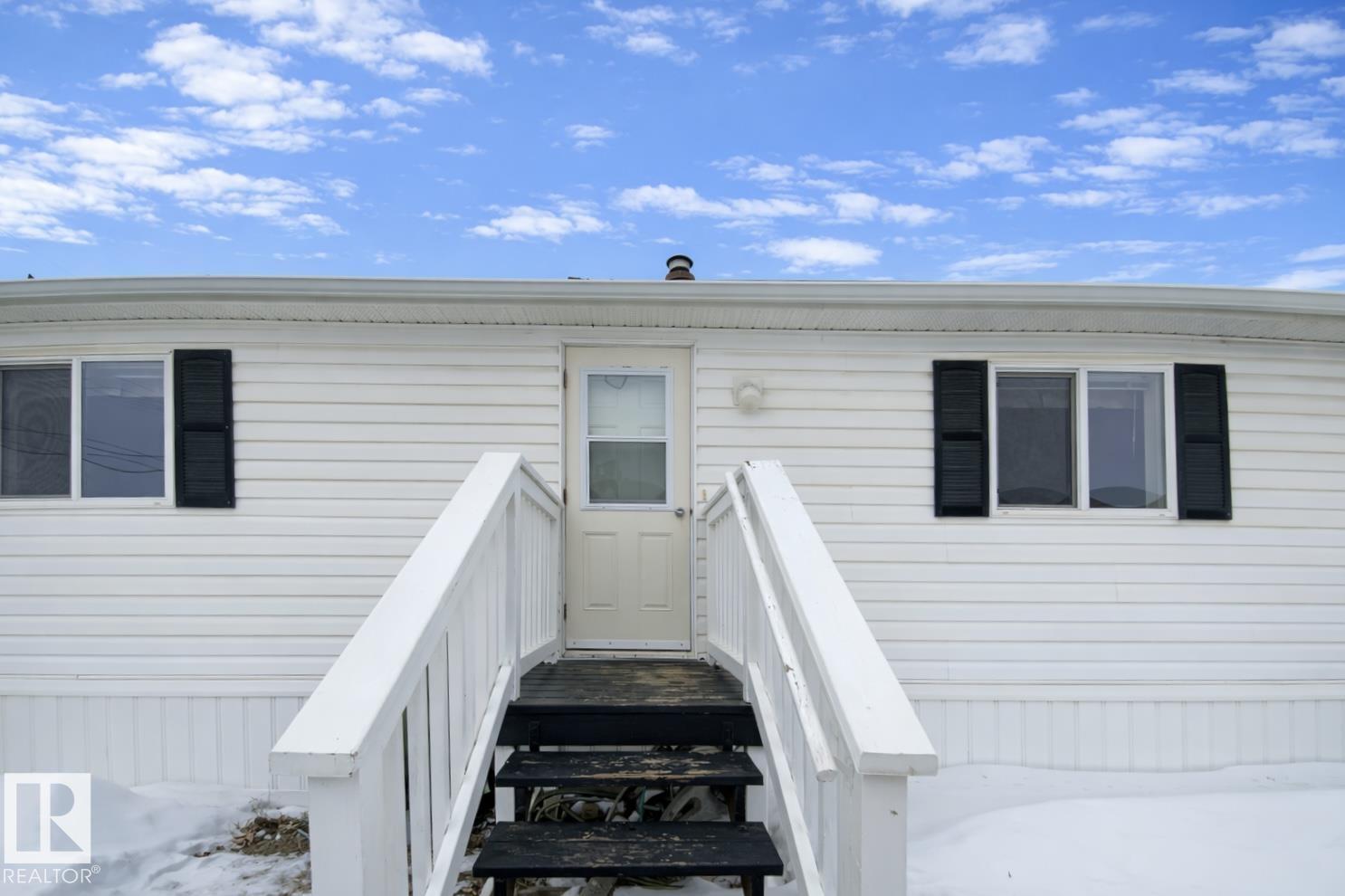 4805 49 Av, Wetaskiwin, Alberta  T9A 0G5 - Photo 4 - E4471706