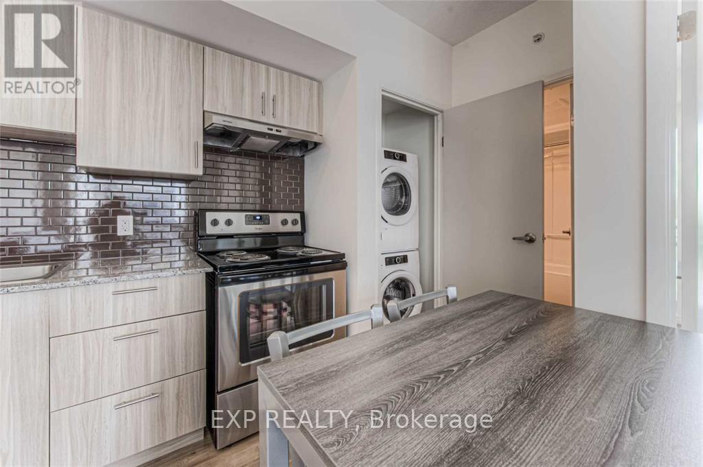 F301 - 275 Larch Street, Waterloo, Ontario  N2J 3R2 - Photo 5 - X12852456