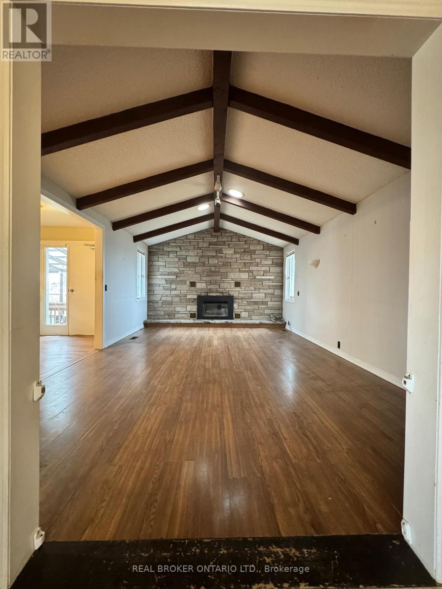 1 - 797 Line 2 Road, Niagara-On-The-Lake (Virgil), Ontario  L0S 1T0 - Photo 12 - X12852458