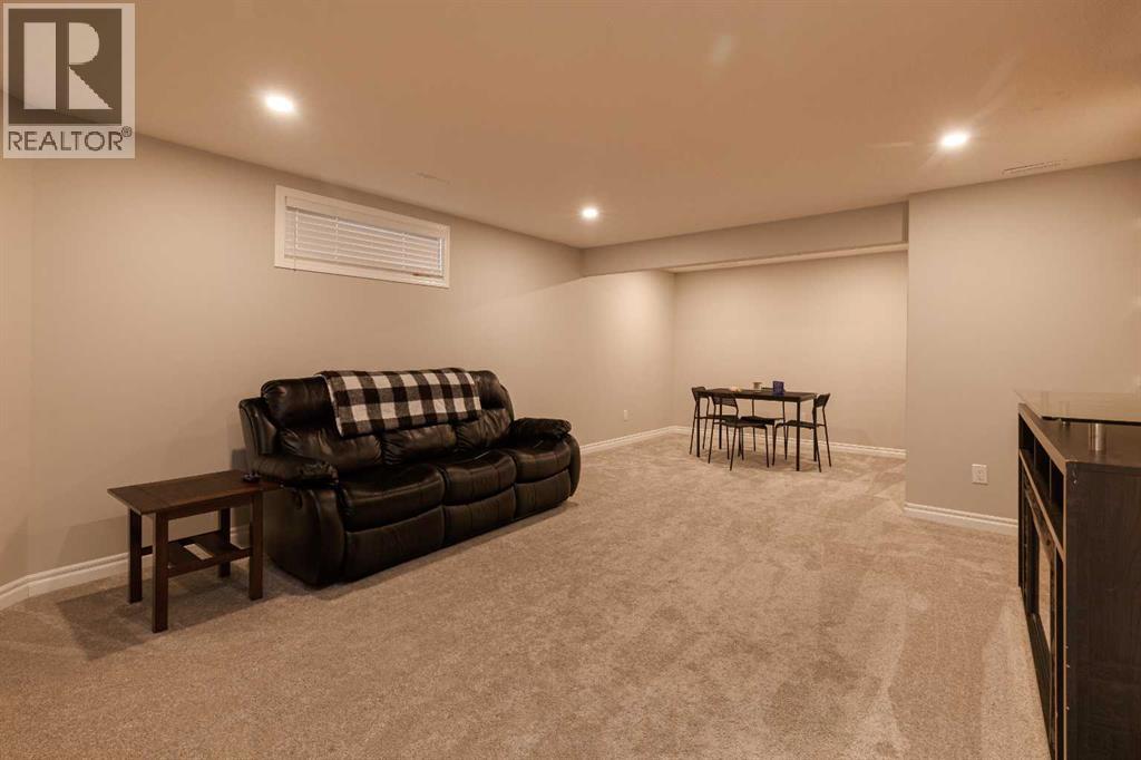 86 Cougarstone Court Sw, Calgary, Alberta  T3H 5R3 - Photo 31 - A2280412