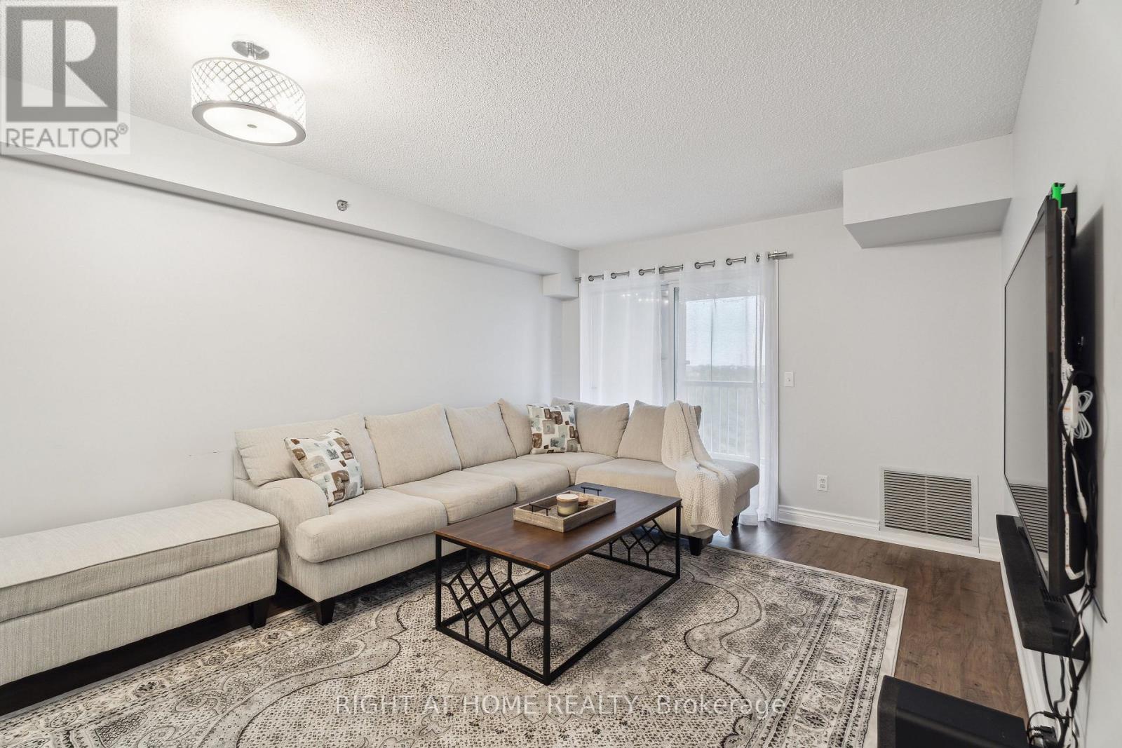 407 - 684 Warden Avenue, Toronto (Clairlea-Birchmount), Ontario  M1L 4W4 - Photo 10 - E12805830