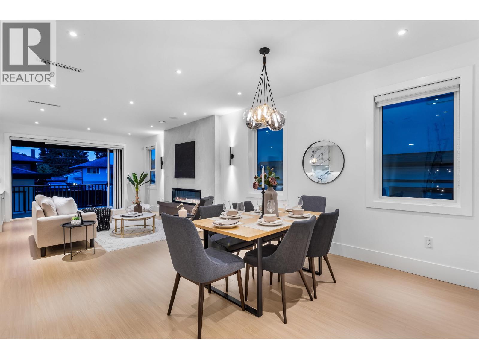 6916 Union Street, Burnaby, British Columbia  V5B 1X5 - Photo 6 - R3096749