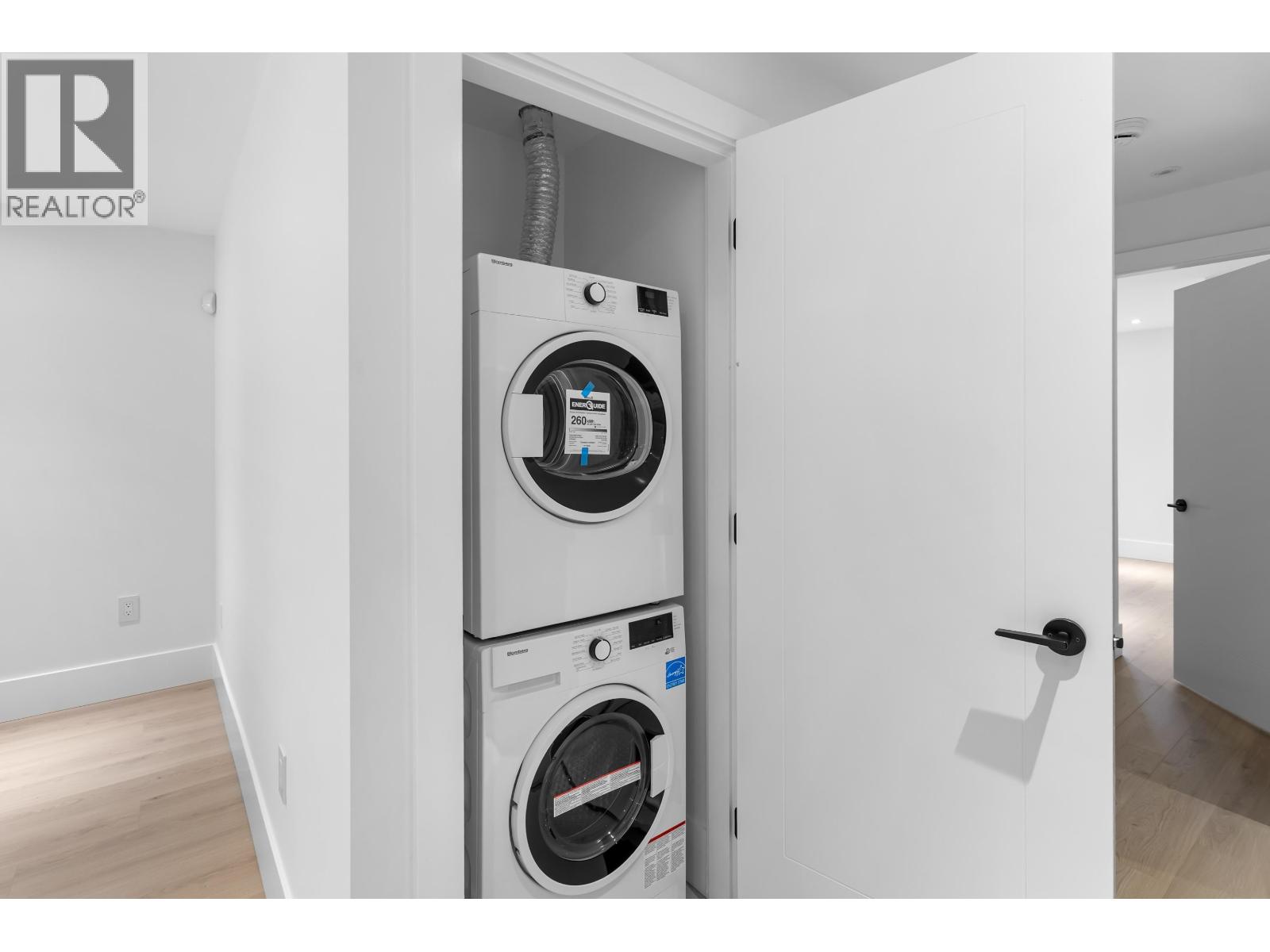 6916 Union Street, Burnaby, British Columbia  V5B 1X5 - Photo 36 - R3096749