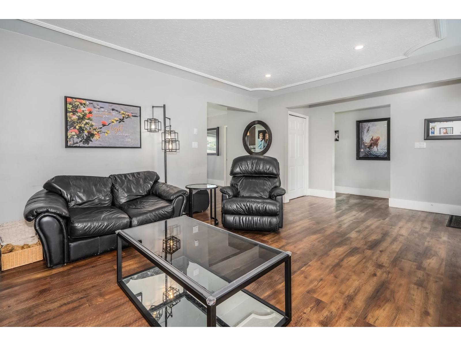 2319 Hemlock Street, Abbotsford, British Columbia  V2T 3A1 - Photo 8 - R3095457