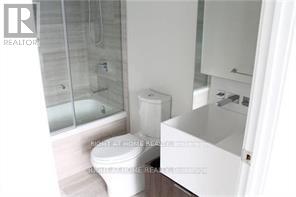 1904 - 1 Bloor Street E, Toronto (Church-Yonge Corridor), Ontario  M4W 1A9 - Photo 8 - C12852486