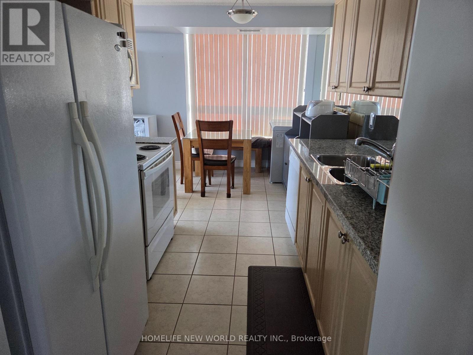 2404 - 10 Northtown Way, Toronto (Willowdale East), Ontario  M2N 7L4 - Photo 13 - C12852488