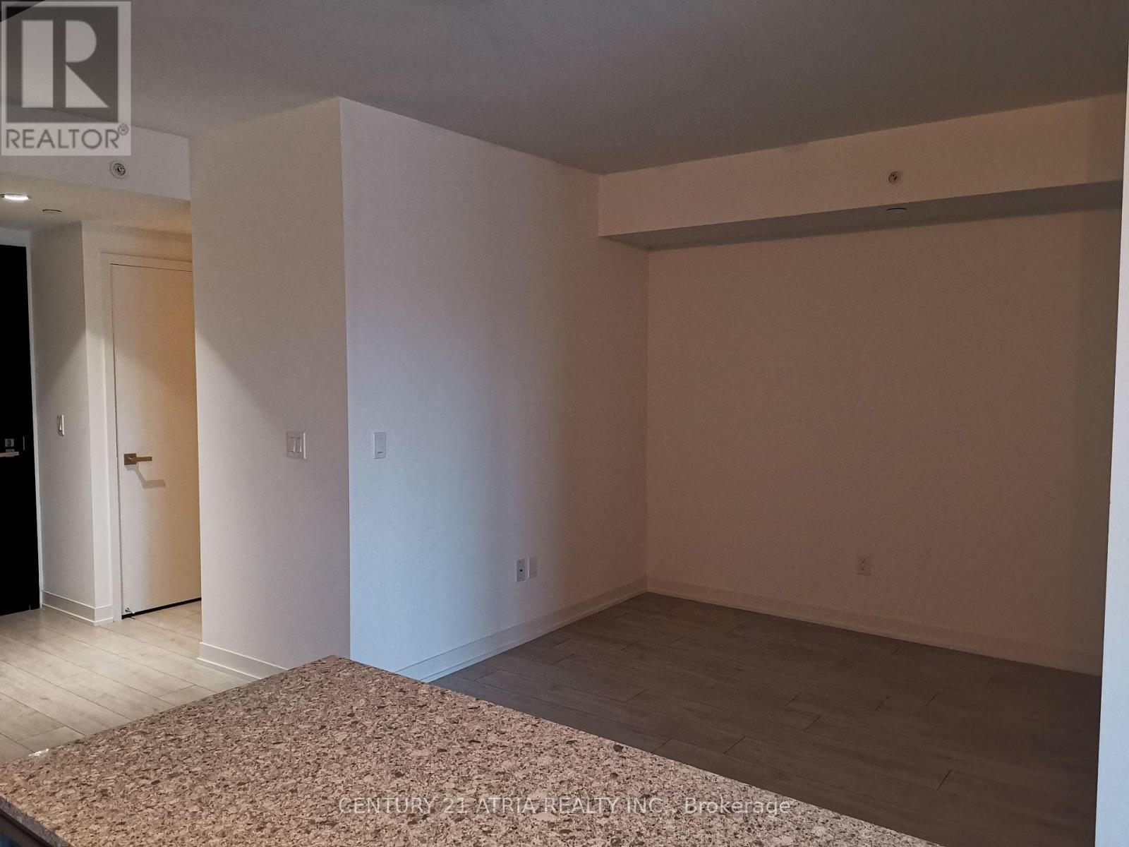 209 - 31 Tippett Road, Toronto (Clanton Park), Ontario  M3H 0C8 - Photo 6 - C12852516