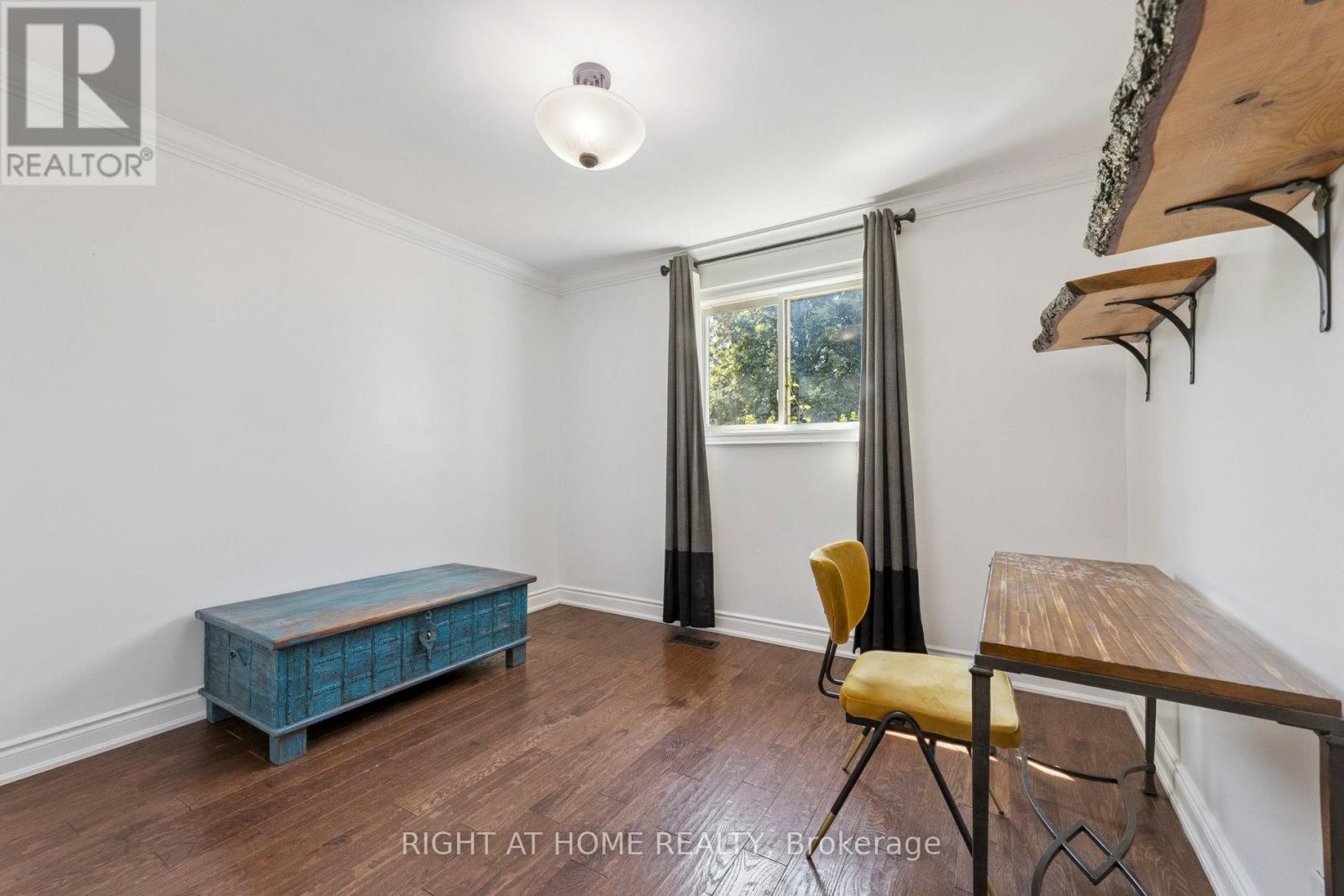 403 Chandos Court, Oshawa, Ontario  L1J 6R1 - Photo 19 - E12852498