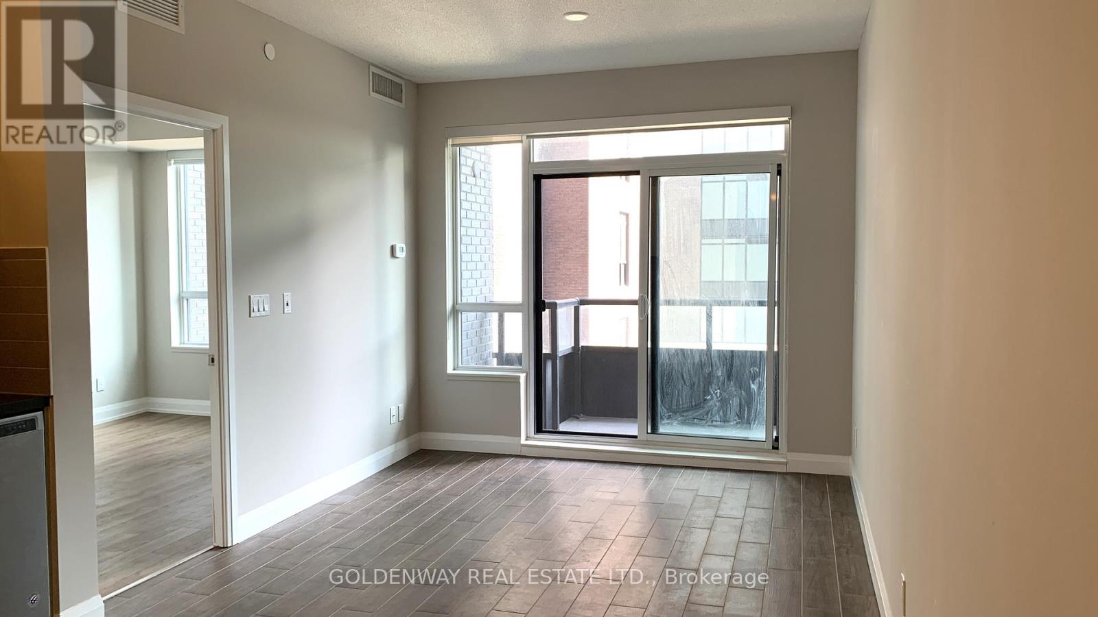 529 - 25 Water Walk Drive, Markham (Unionville), Ontario  L6G 0G3 - Photo 4 - N12852496