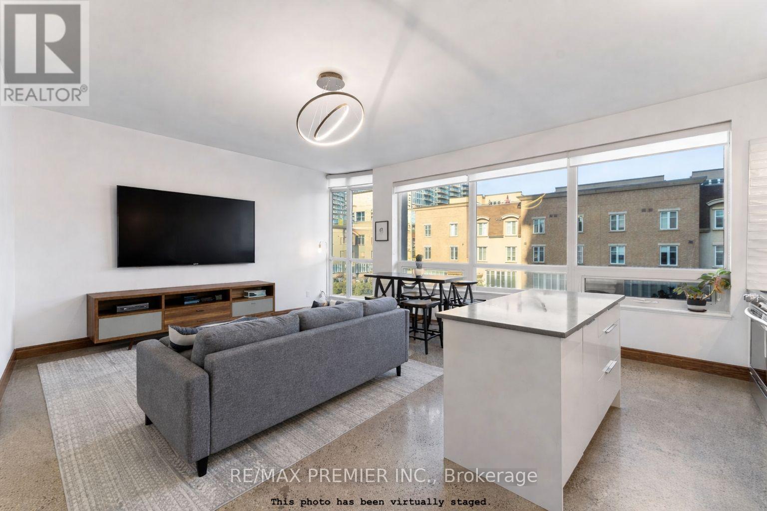 Th13 - 57 East Liberty Street, Toronto (Niagara), Ontario  M6K 3P5 - Photo 3 - C12814540