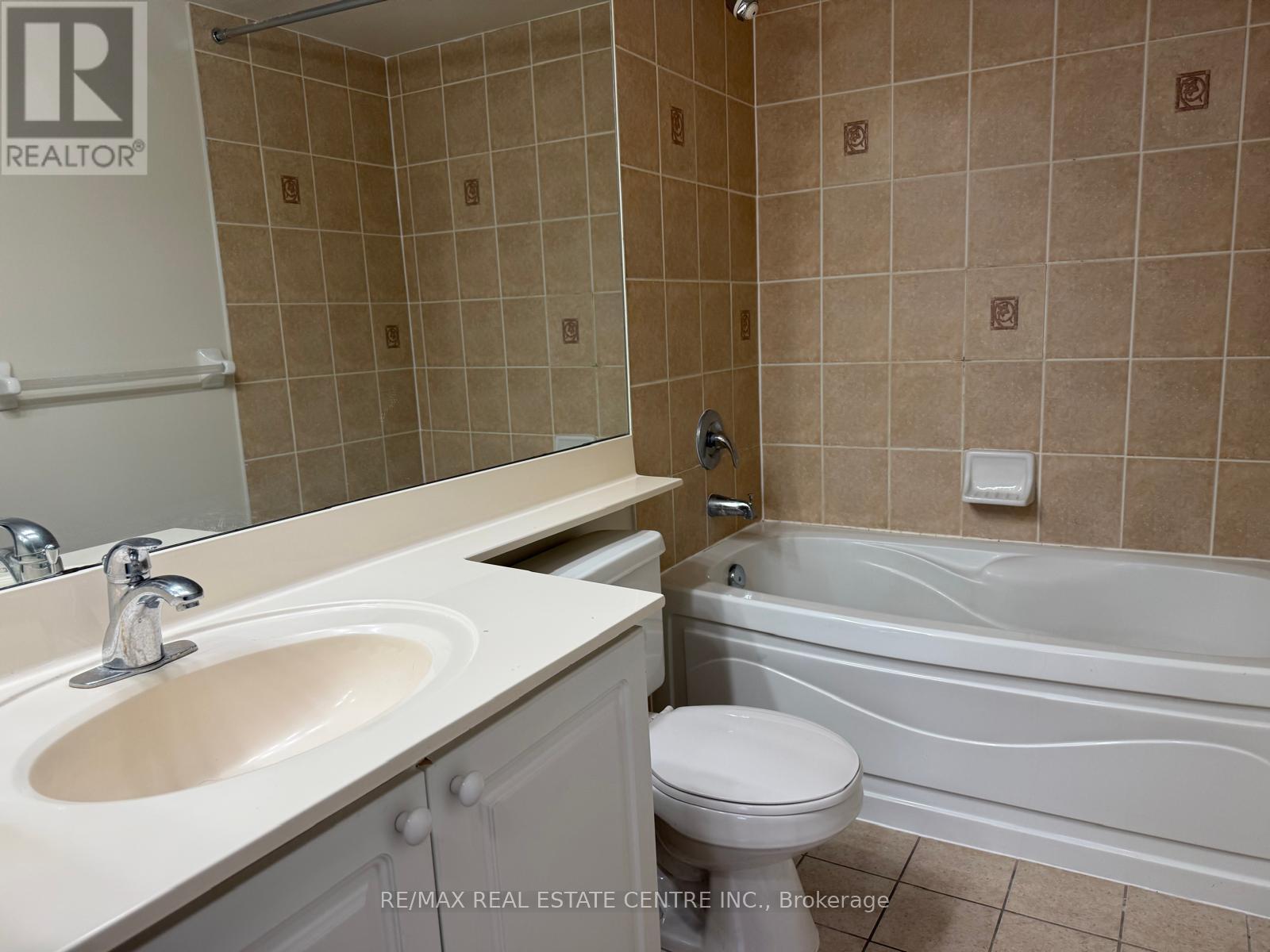 1613 - 3880 Duke Of York Boulevard, Mississauga (City Centre), Ontario  L5B 4M7 - Photo 29 - W12681044