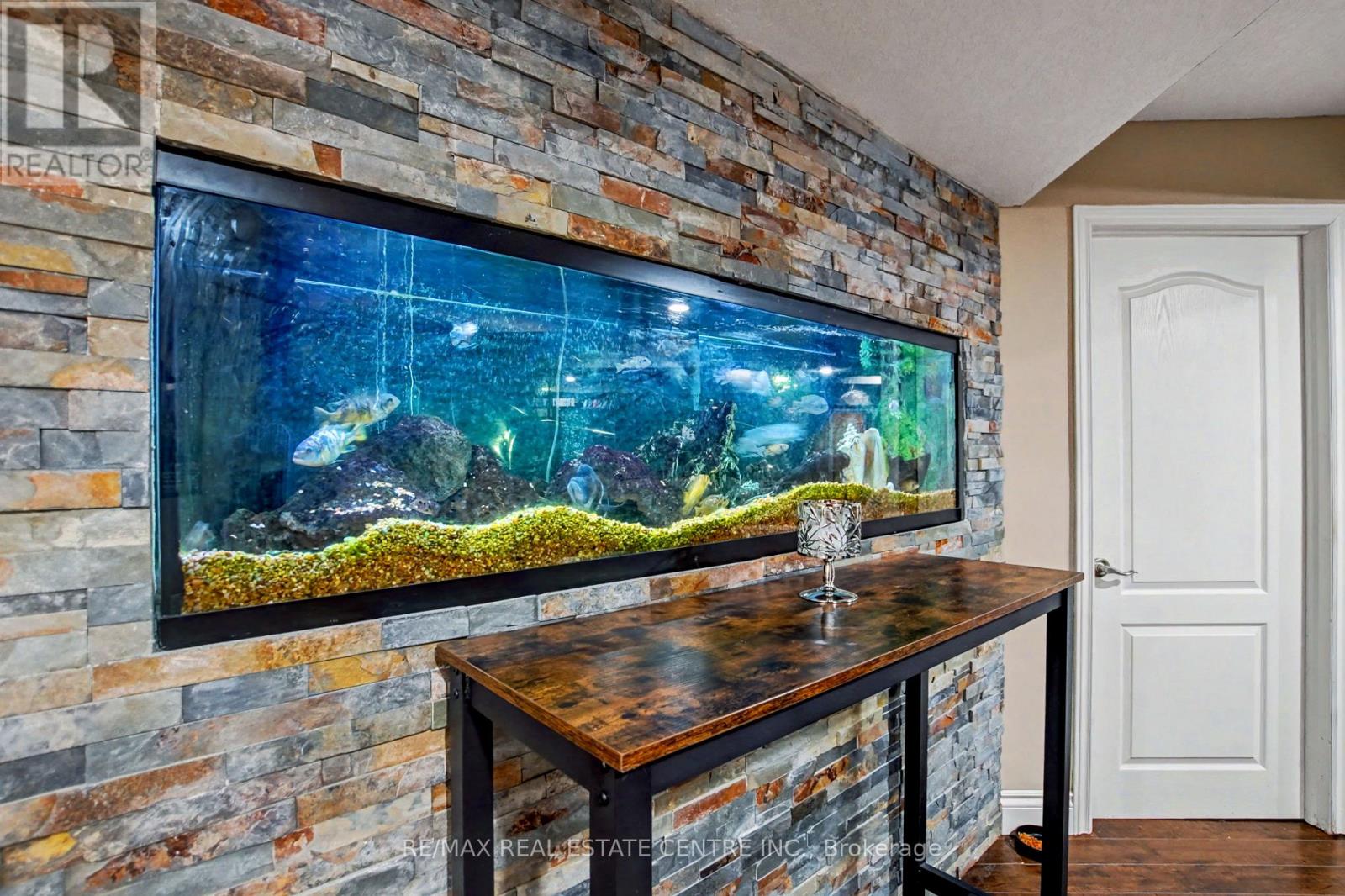 2 Irongate Drive, Brant (Paris), Ontario  N3L 4G4 - Photo 21 - X12830452