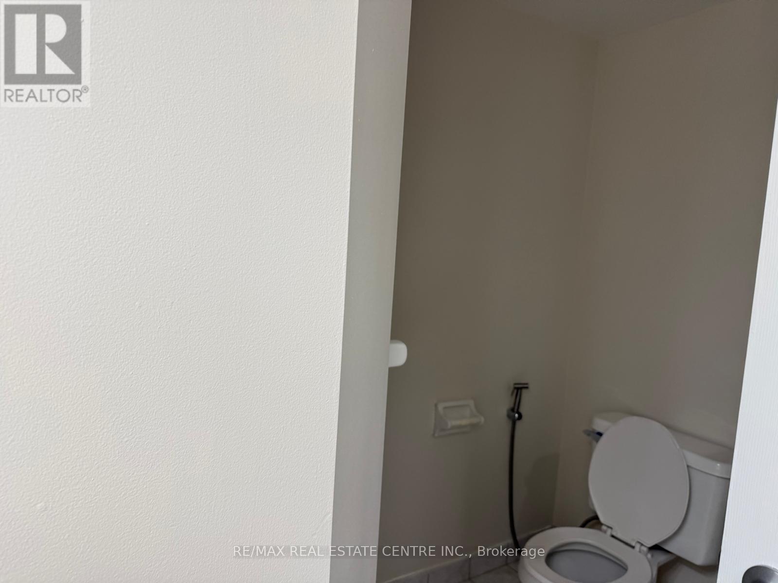 1613 - 3880 Duke Of York Boulevard, Mississauga (City Centre), Ontario  L5B 4M7 - Photo 39 - W12681044