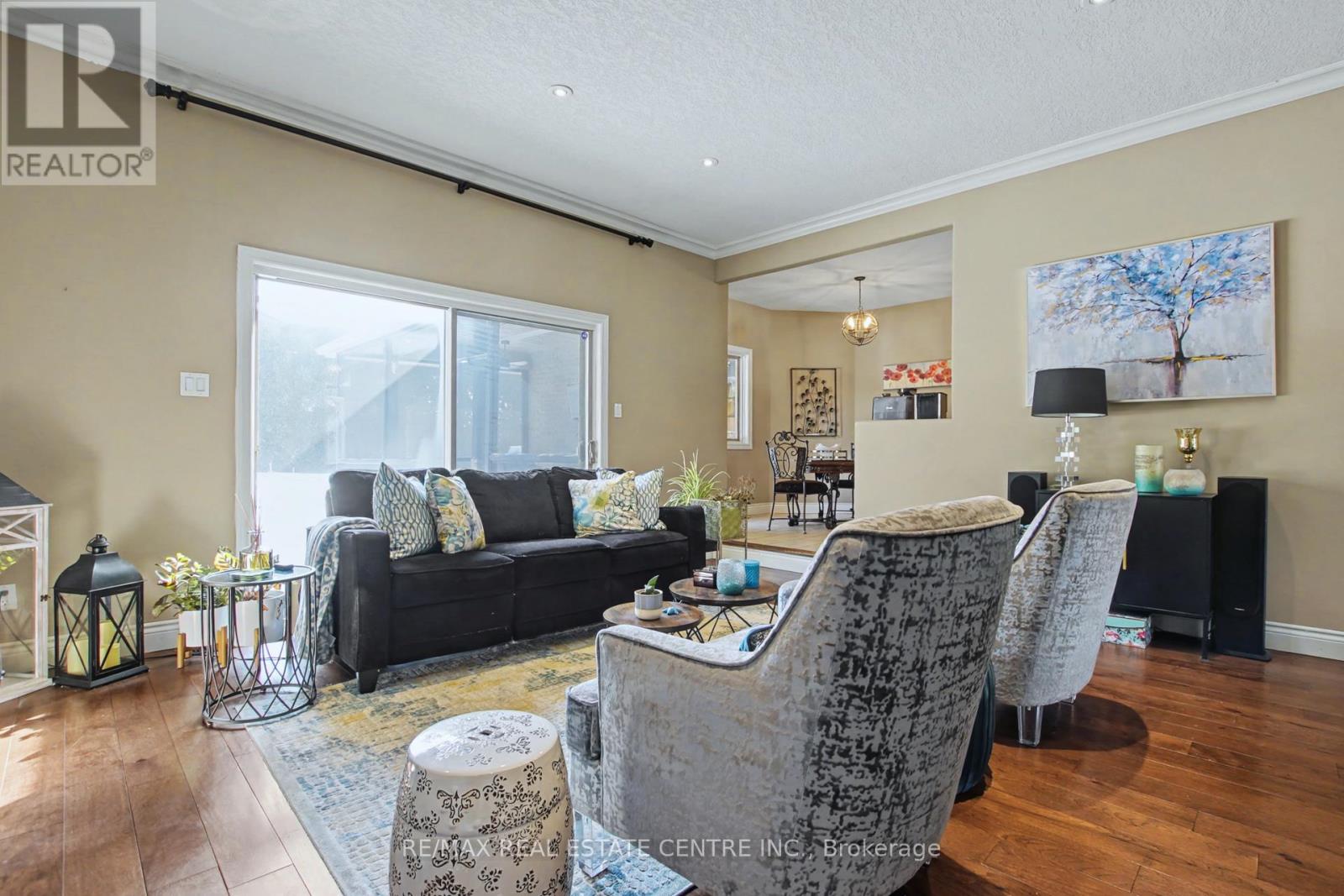 2 Irongate Drive, Brant (Paris), Ontario  N3L 4G4 - Photo 9 - X12830452