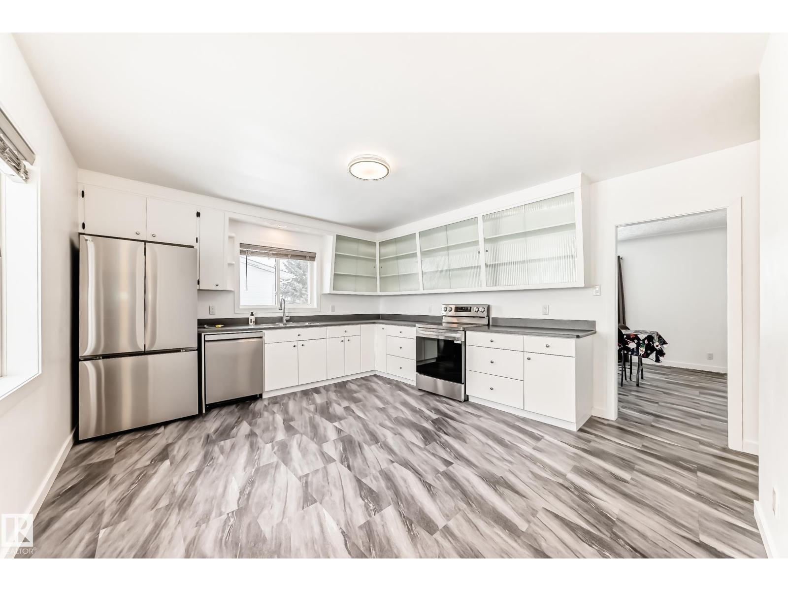 5645 50 St Nw, Vegreville, Alberta  T9C 1H7 - Photo 4 - E4476166