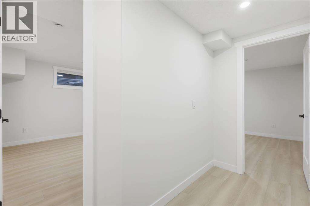 8426 Berkley Road Nw, Calgary, Alberta  T3K 1B4 - Photo 34 - A2283794