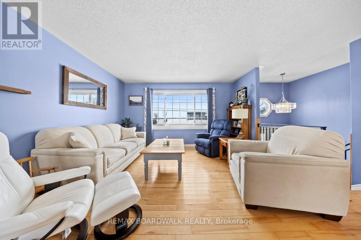 1644 Drummond Concession 7 Road, Drummond/north Elmsley, Ontario  K7H 3C8 - Photo 8 - X12852526