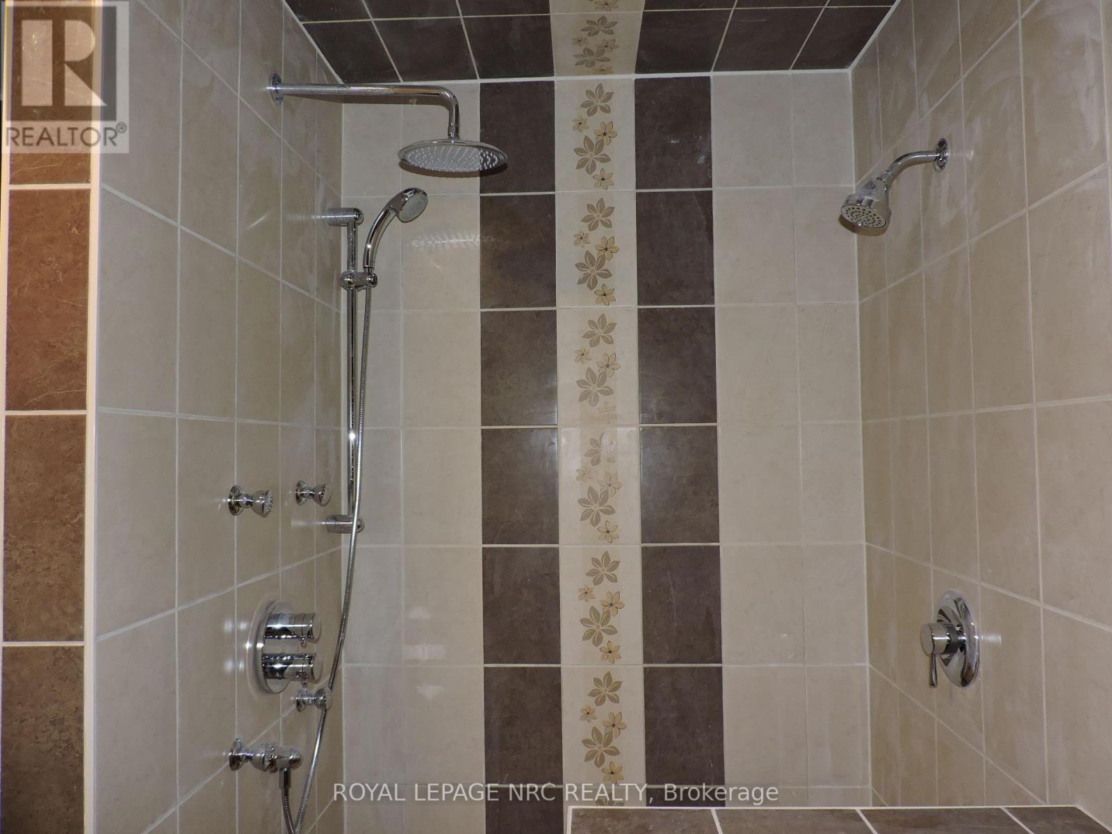 340 Oxford Avenue, Fort Erie (Crystal Beach), Ontario  L0S 1B0 - Photo 17 - X12852528