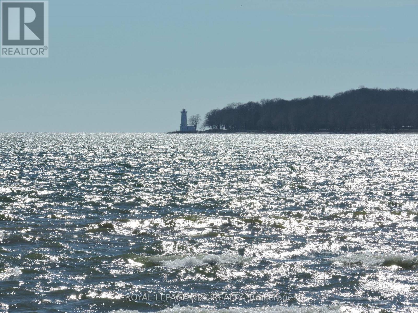 340 Oxford Avenue, Fort Erie (Crystal Beach), Ontario  L0S 1B0 - Photo 27 - X12852528