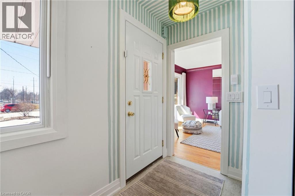 341 Terrace Hill Street, Brantford, Ontario  N3R 1H6 - Photo 4 - 40809225