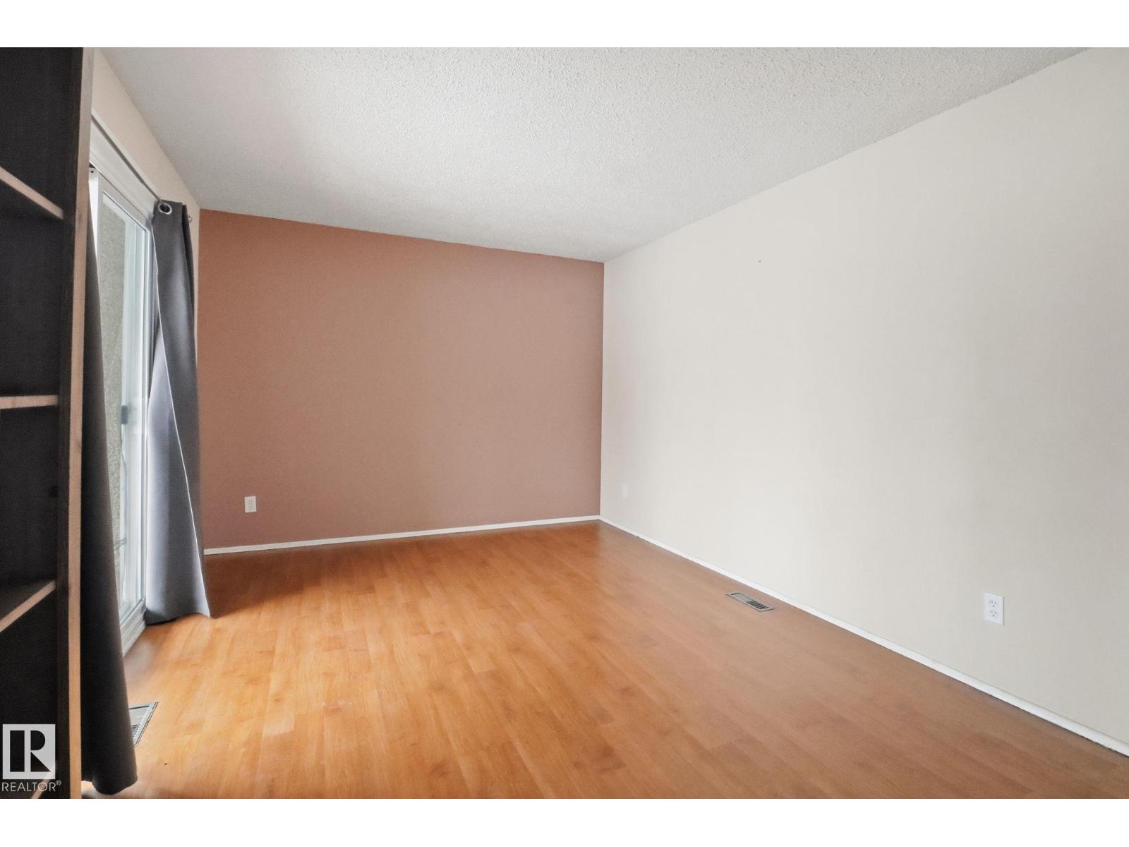 8149 27 Av Nw, Edmonton, Alberta  T6K 2Y5 - Photo 11 - E4476168