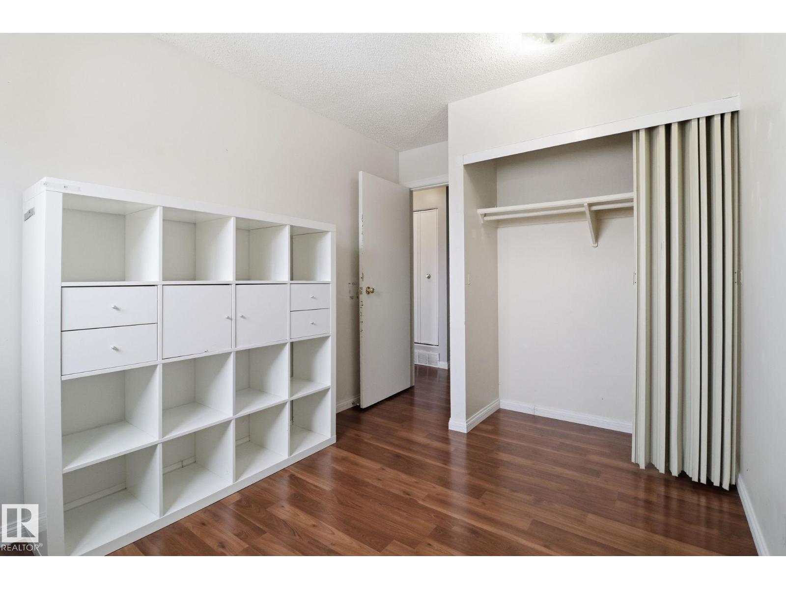 8149 27 Av Nw, Edmonton, Alberta  T6K 2Y5 - Photo 22 - E4476168