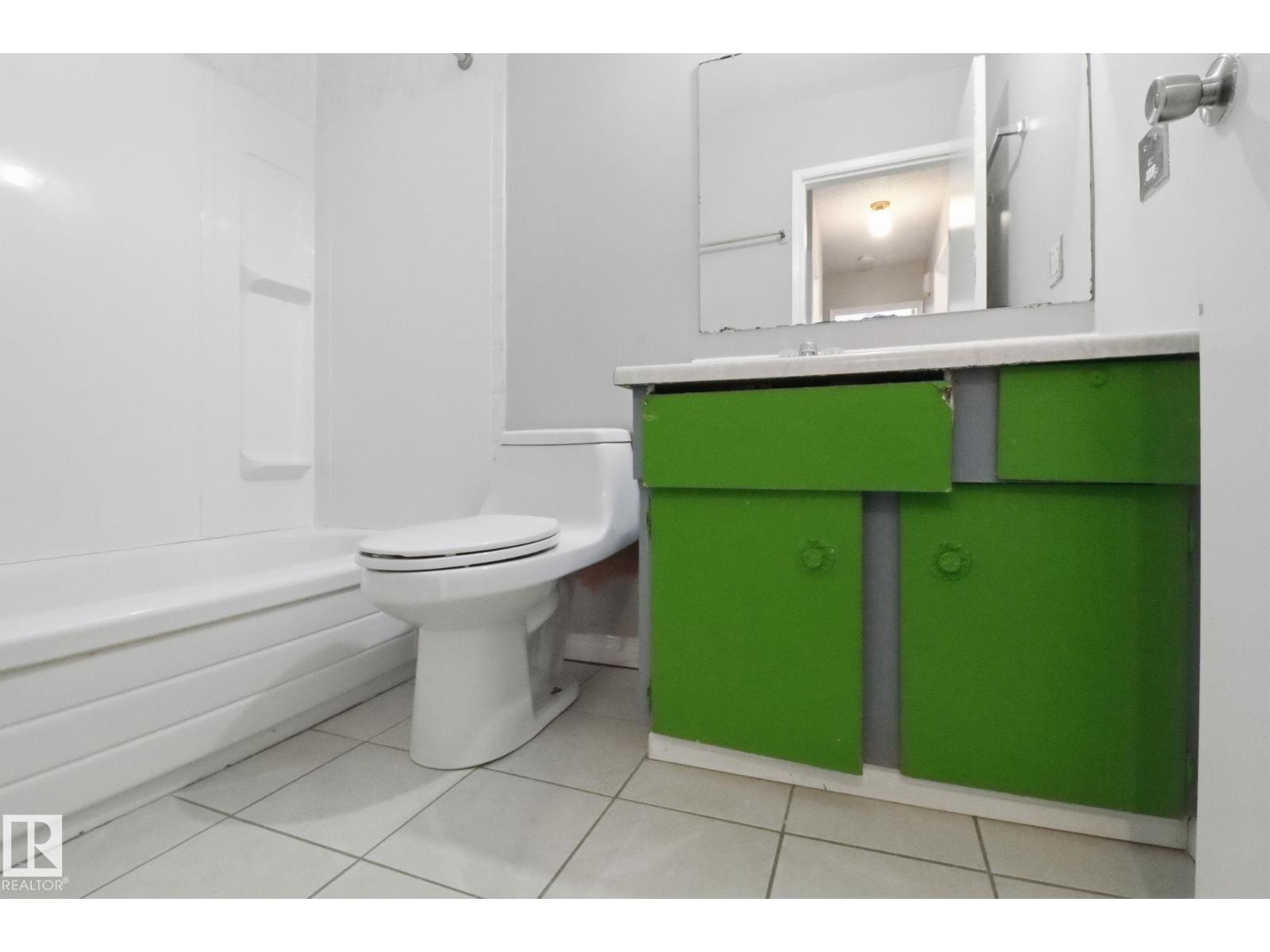 8149 27 Av Nw, Edmonton, Alberta  T6K 2Y5 - Photo 23 - E4476168