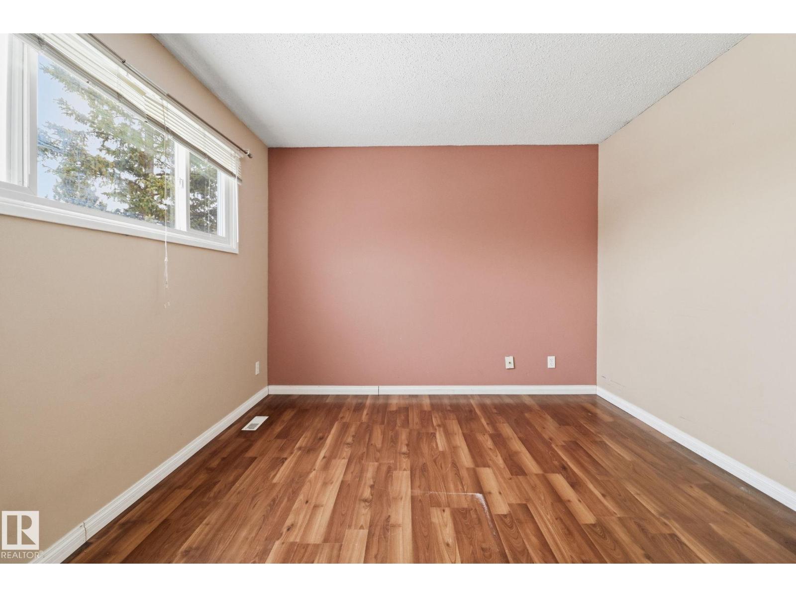 8149 27 Av Nw, Edmonton, Alberta  T6K 2Y5 - Photo 24 - E4476168