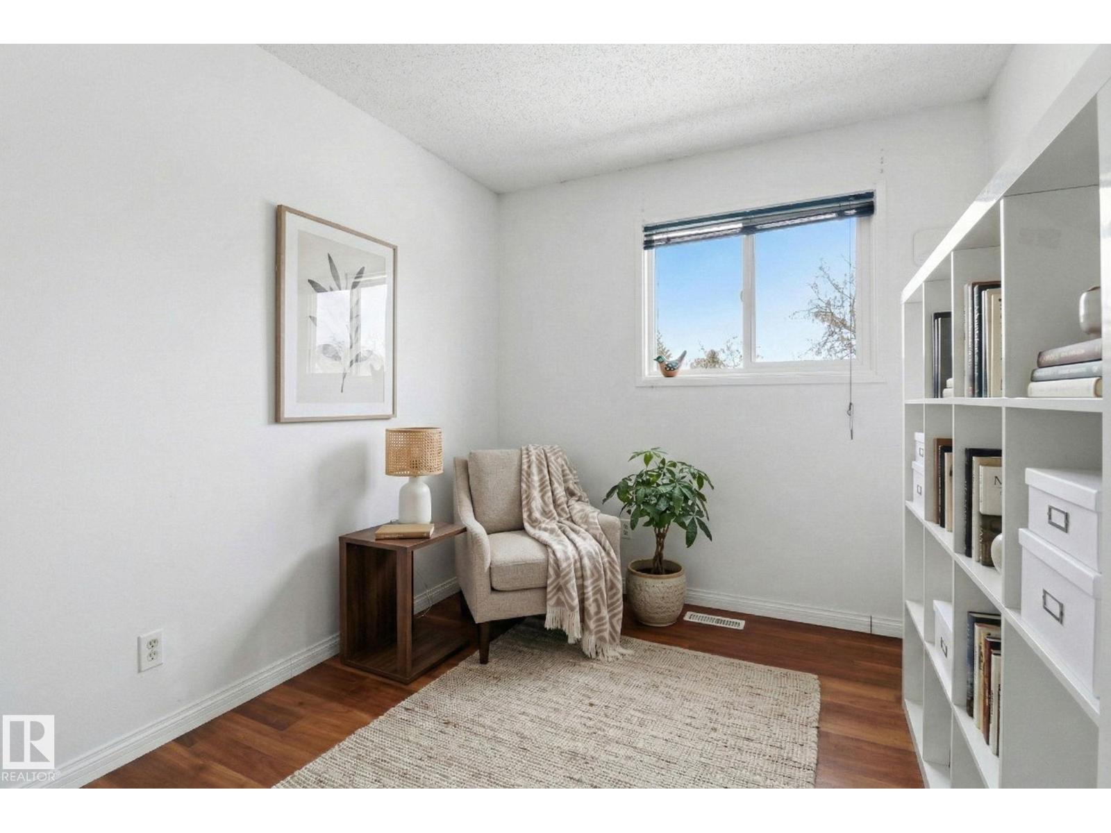 8149 27 Av Nw, Edmonton, Alberta  T6K 2Y5 - Photo 6 - E4476168