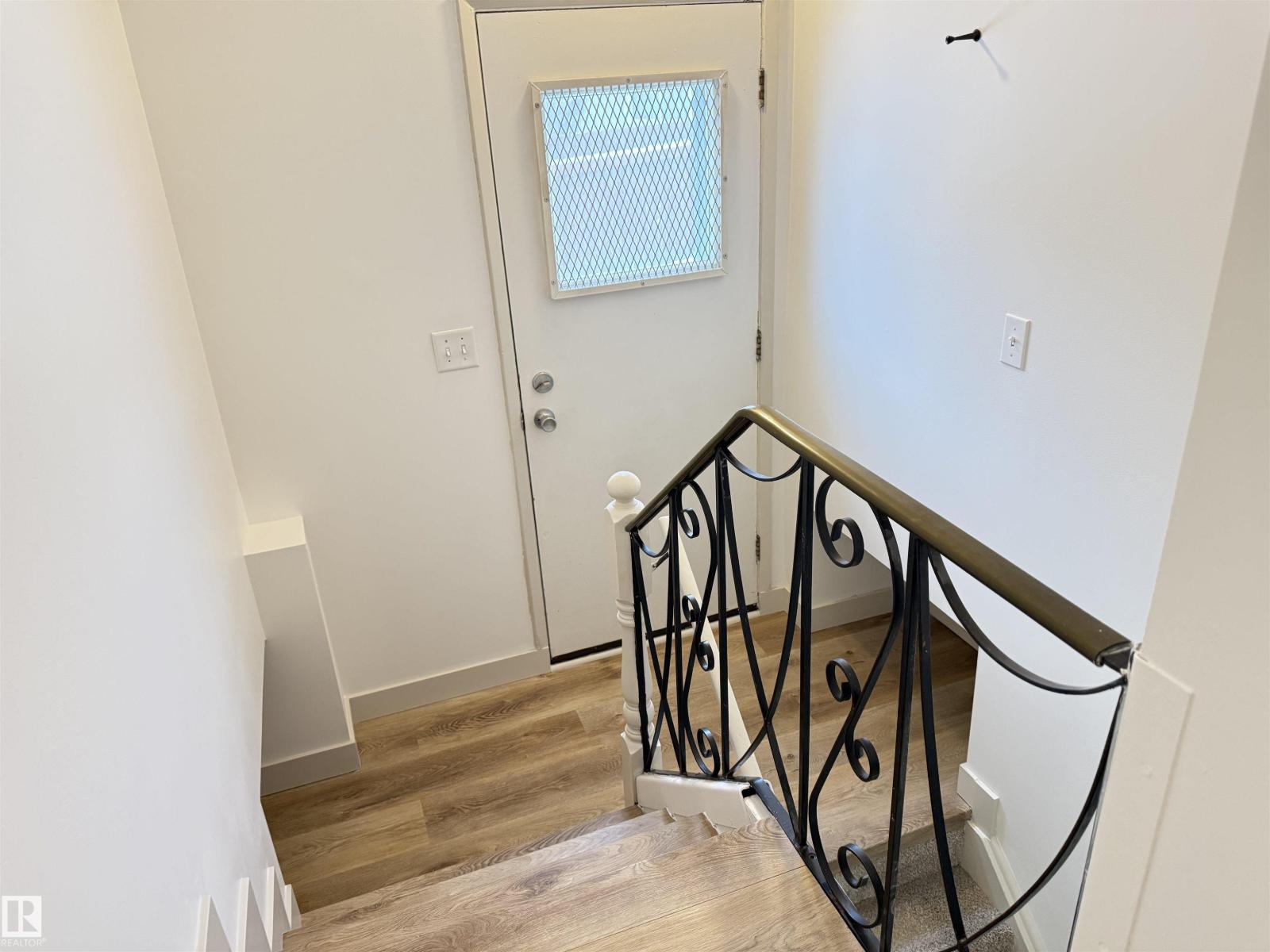 9034 60 St Nw, Edmonton, Alberta  T6B 1M8 - Photo 16 - E4476169