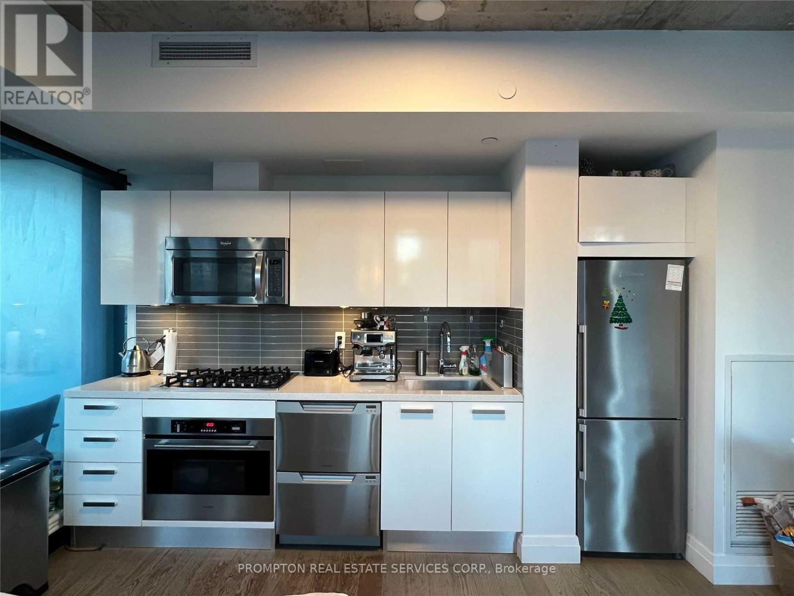 2301 - 224 King Street W, Toronto (Waterfront Communities), Ontario  M5V 1H8 - Photo 2 - C12852534