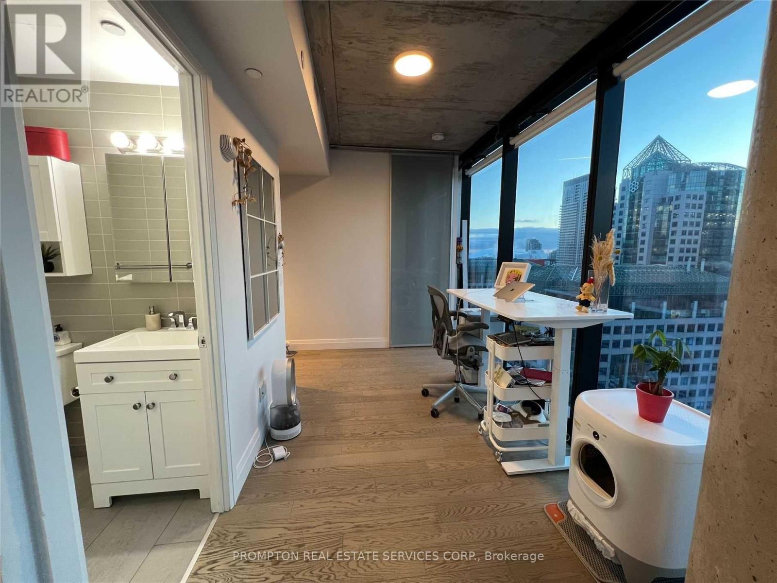 2301 - 224 King Street W, Toronto (Waterfront Communities), Ontario  M5V 1H8 - Photo 4 - C12852534