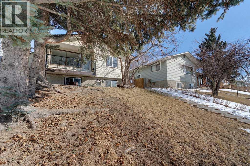 1607 Marlyn Way Ne, Calgary, Alberta  T2A 3K8 - Photo 2 - A2290581