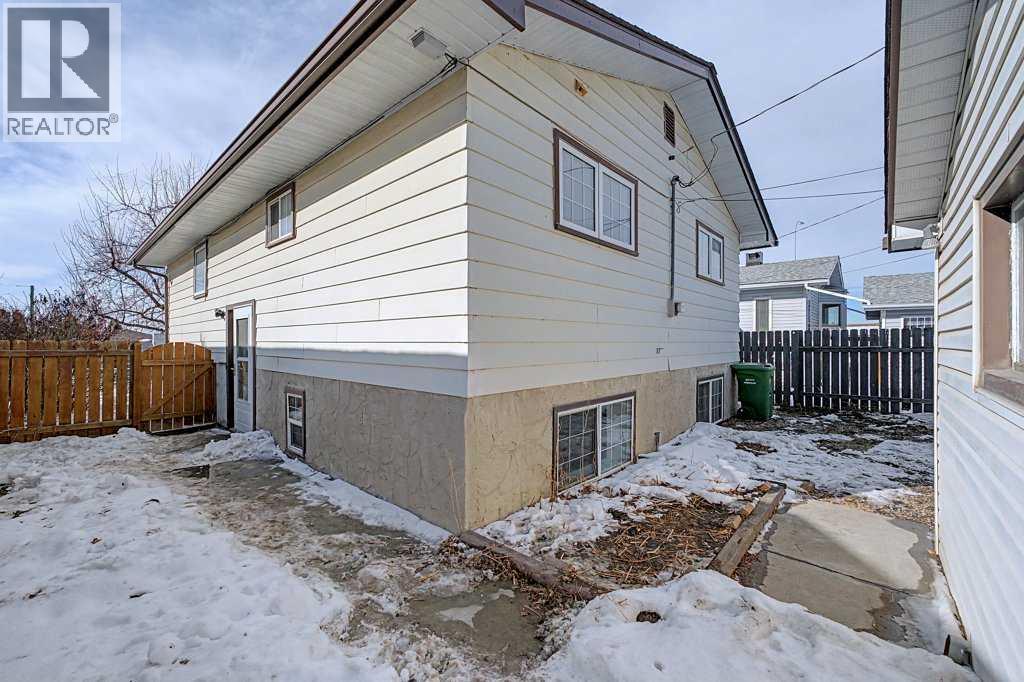1607 Marlyn Way Ne, Calgary, Alberta  T2A 3K8 - Photo 39 - A2290581