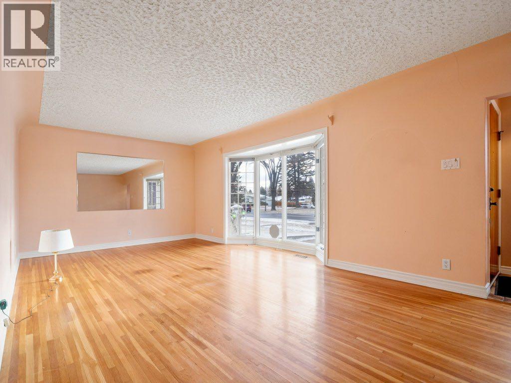 2123 10 Avenue S, Lethbridge, Alberta  T1K 0C3 - Photo 7 - A2280892