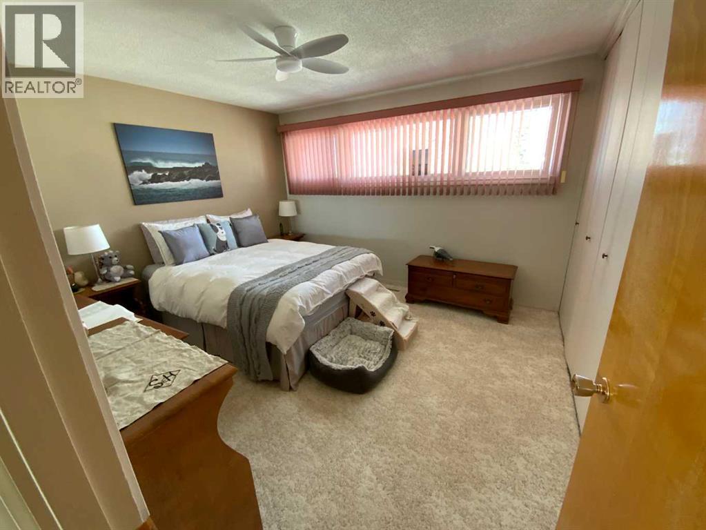 5104 40 Street, Innisfail, Alberta  T4G 1H8 - Photo 15 - A2290106