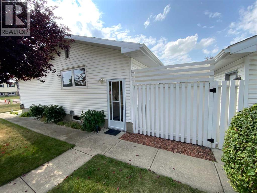 5104 40 Street, Innisfail, Alberta  T4G 1H8 - Photo 36 - A2290106