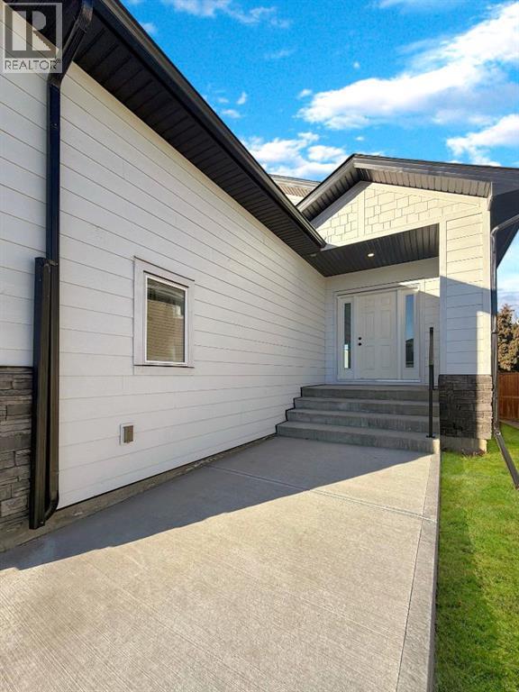 233 Greenwood Road, Coalhurst, Alberta  T0L 0V2 - Photo 3 - A2284454