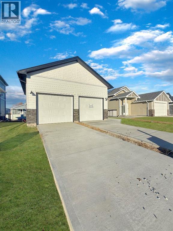 233 Greenwood Road, Coalhurst, Alberta  T0L 0V2 - Photo 2 - A2284454