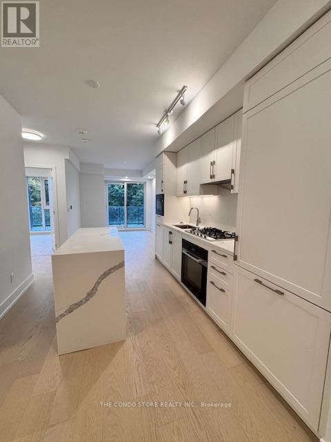 408 - 8 Manor Road W, Toronto (Yonge-Eglinton), Ontario  M4S 0E6 - Photo 3 - C12745846